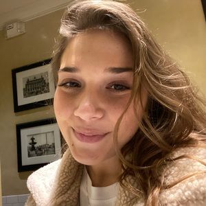 Meet your Posher, Jordyn